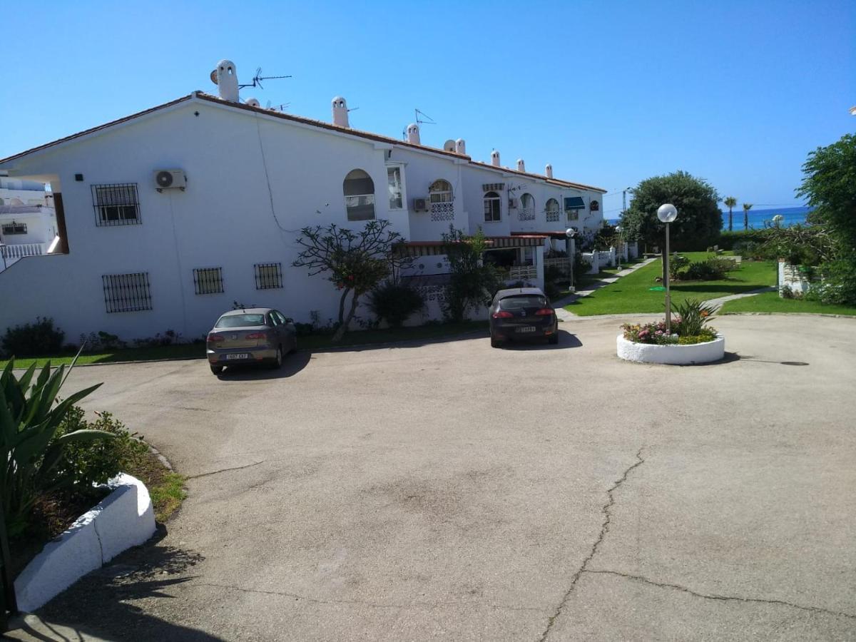 Bungalow Charo Torre de Benagalbon Exterior photo